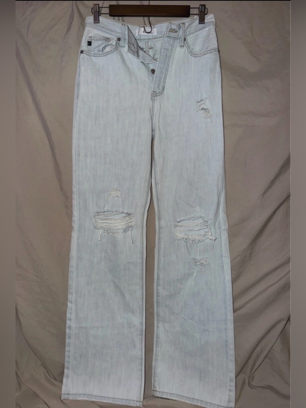 KanCan Light Wash Distressed Straight Leg Jeans